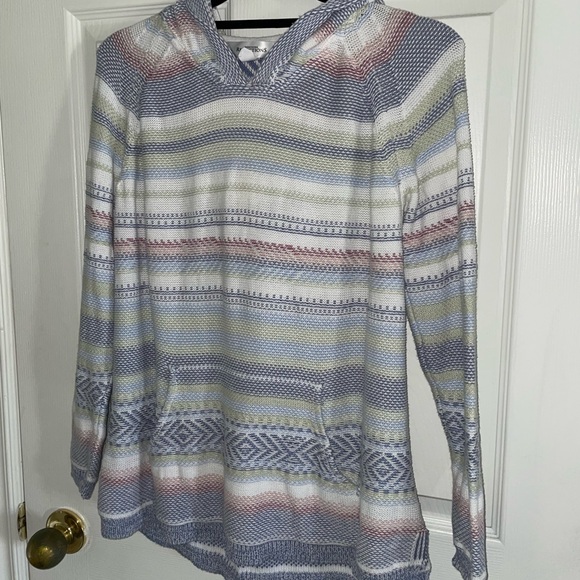 Northern Reflections Patterned Hoodie - Picture 6 of 6